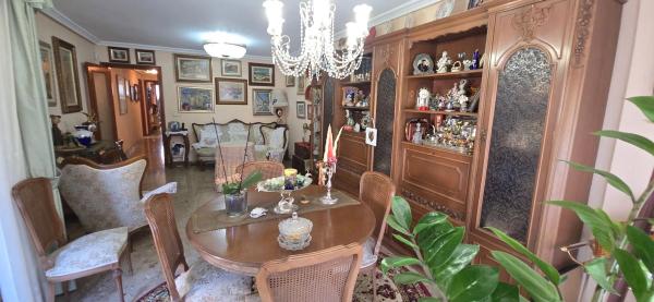 Piso en venta en AV DR GADEA, Alicante / Alacant
thumbnail 2