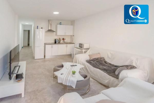 Piso en venta en Barrio Los Ángeles, Alicante / Alacant
photo 1