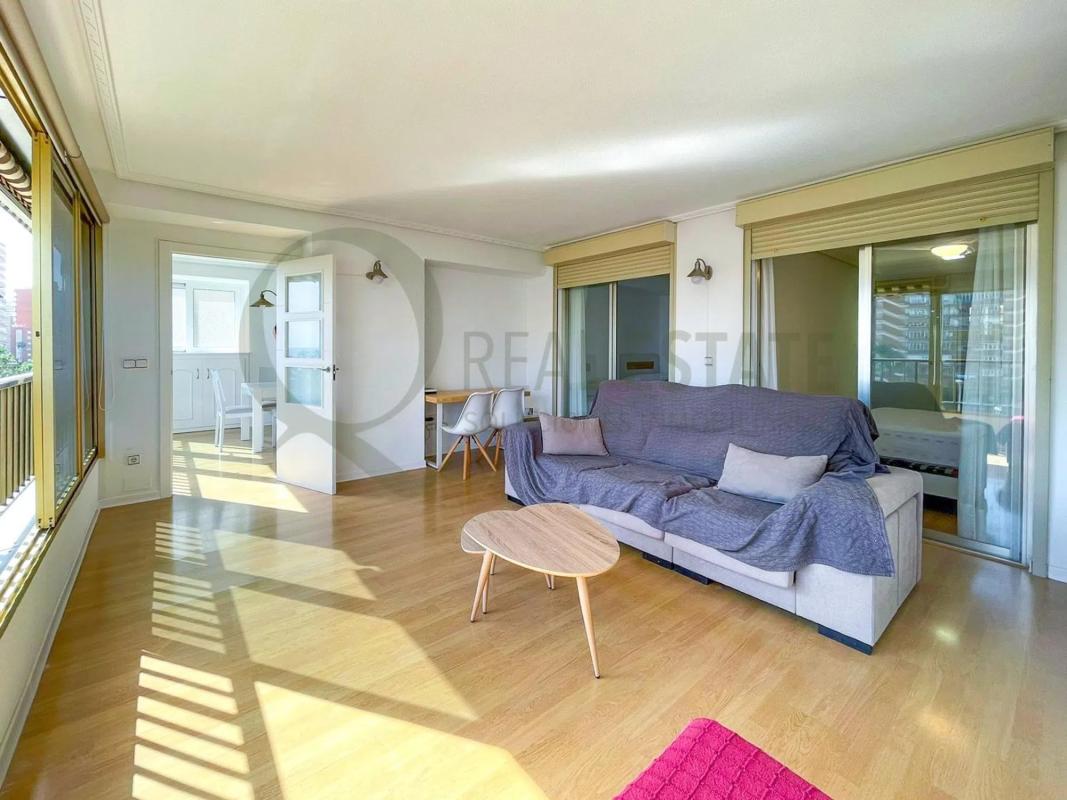Sale of apartment in Avenida de la Costa Blanca, Alicante
photo 1