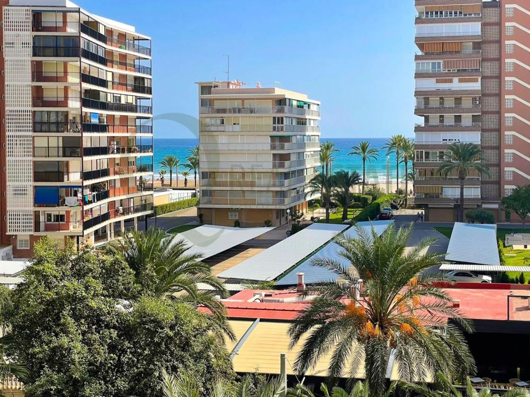 Sale of apartment in Avenida de la Costa Blanca, Alicante
photo 2