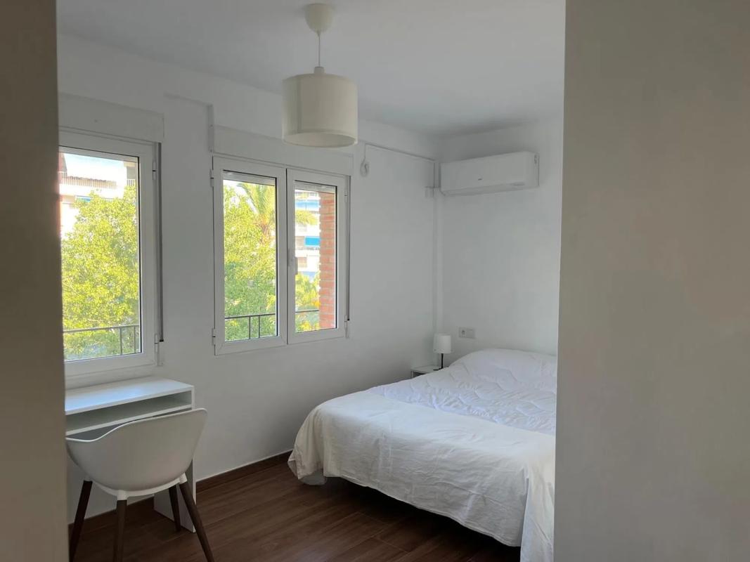 Sale of apartment in Avenida Bruselas, 21, Alicante
 photo 3
