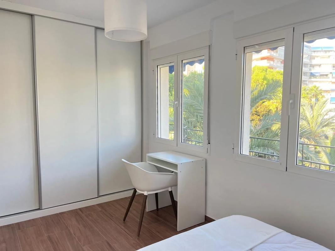 Sale of apartment in Avenida Bruselas, 21, Alicante
 photo 4