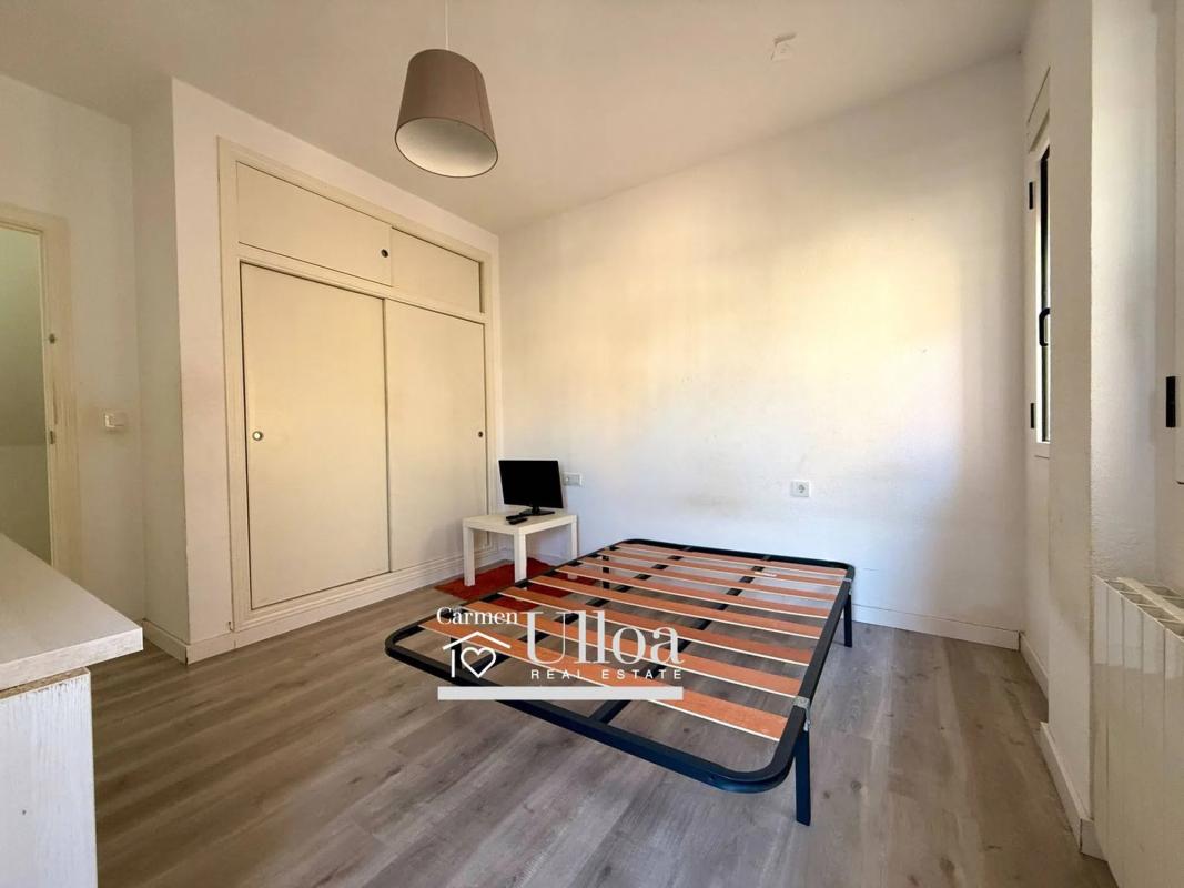 Venta de chalet adosado en  Calle del Mujol , Alicante / Alacant photo 2