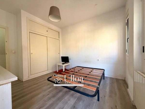 Chalet adosado en venta en  Calle del Mujol , Alicante / Alacant photo 2