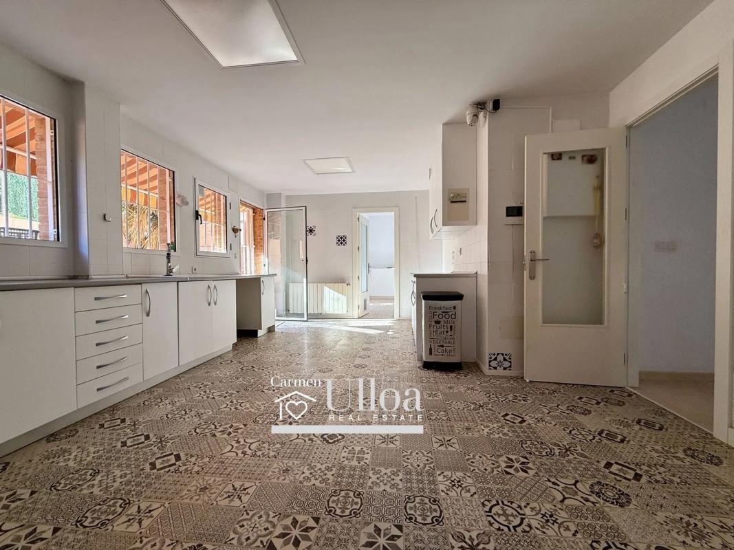 Venta de chalet adosado en  Calle del Mujol , Alicante / Alacant photo 5