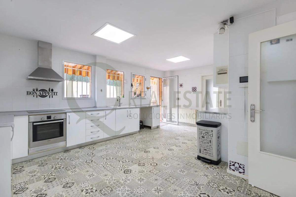Venta de chalet independiente en Barrio Cabo de las Huertas, Alicante / Alacant
 photo 4