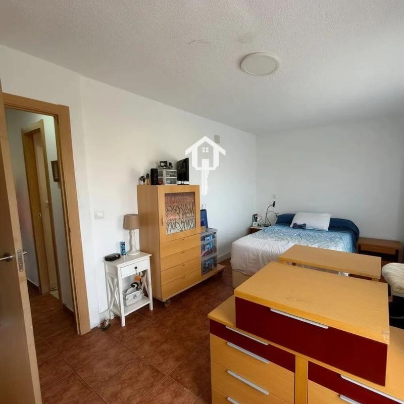 Sale of apartment in CL PINTOR PEDRO CAMACHO, Alicante
photo 3