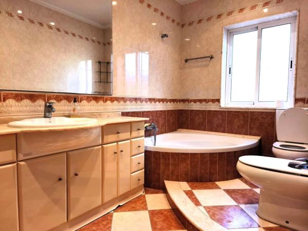 Independent chalet for sale in Calle Almogavers, 24, Busot
photo 1