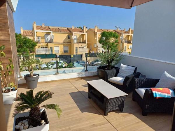 Chalet independiente en venta en Pueblo Español - Coveta Fumá, El Campello
 photo 4