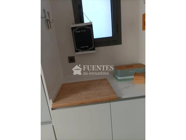 Chalet independiente en venta en Avenida Ancha de Castelar, San Vicente del Raspeig
thumbnail 2