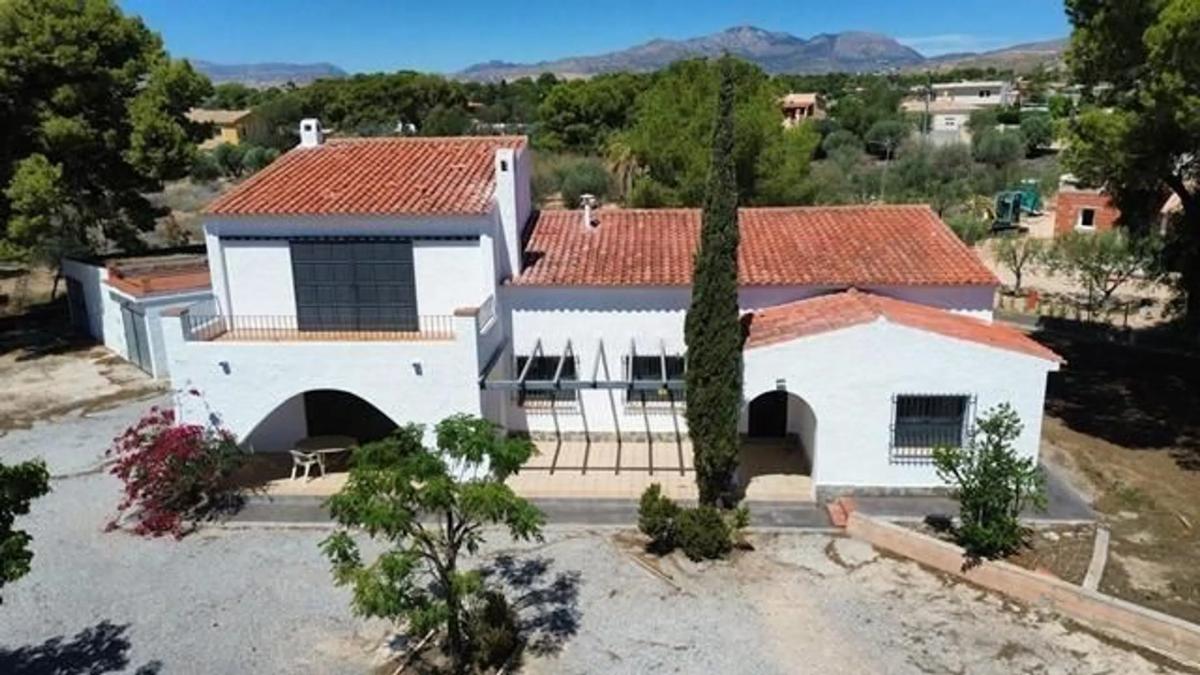 Venta de chalet independiente en Villamontes-Boqueres, San Vicente del Raspeig
photo 1
