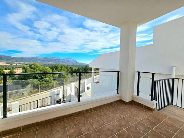 Estudio en venta en Piso en Castalla, Castalla photo 2