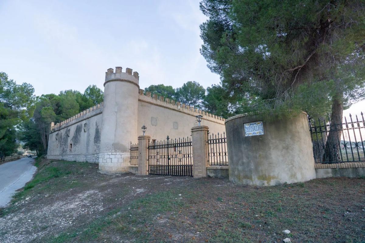 Nowa nieruchomość Castillo en Partida Plans, 1 w Ibi photo 3