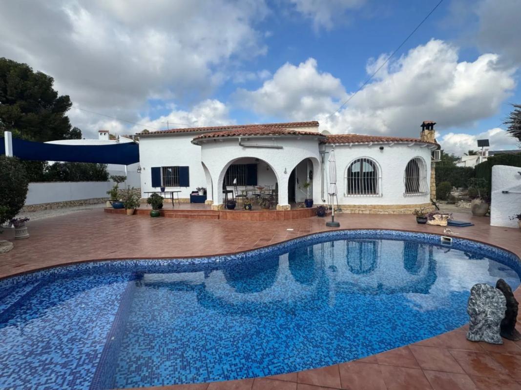 Venta de chalet independiente en Cala Advocat - Baladrar, Benissa
 photo 3