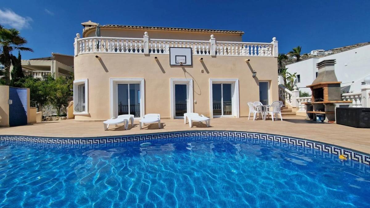 Sale of independent chalet in Cumbre del Sol, Benitachell
photo 3