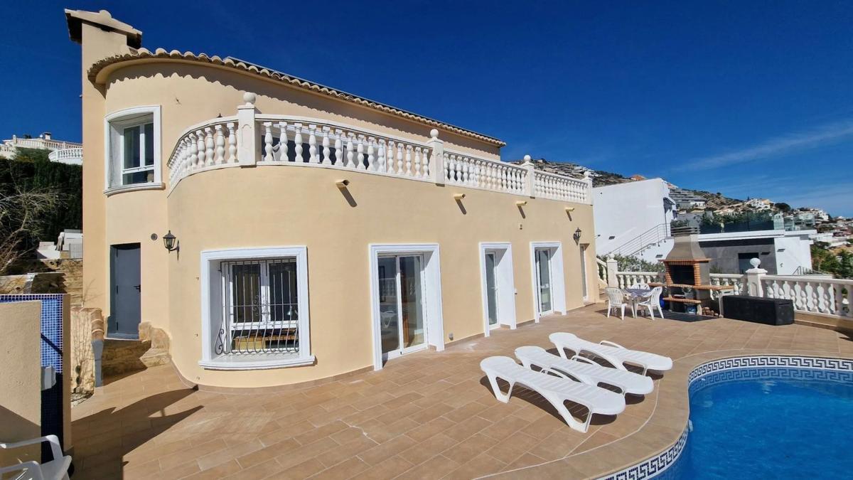 Sale of independent chalet in Cumbre del Sol, Benitachell
photo 4