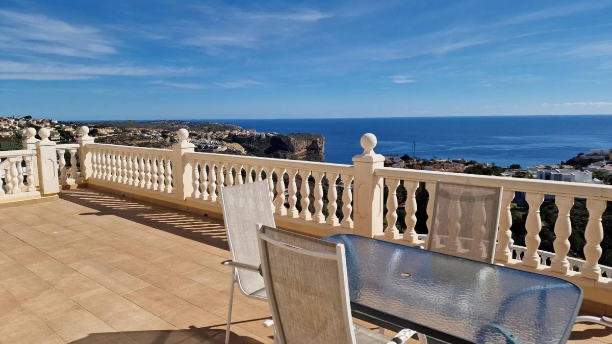 Sale of independent chalet in Cumbre del Sol, Benitachell
photo 5