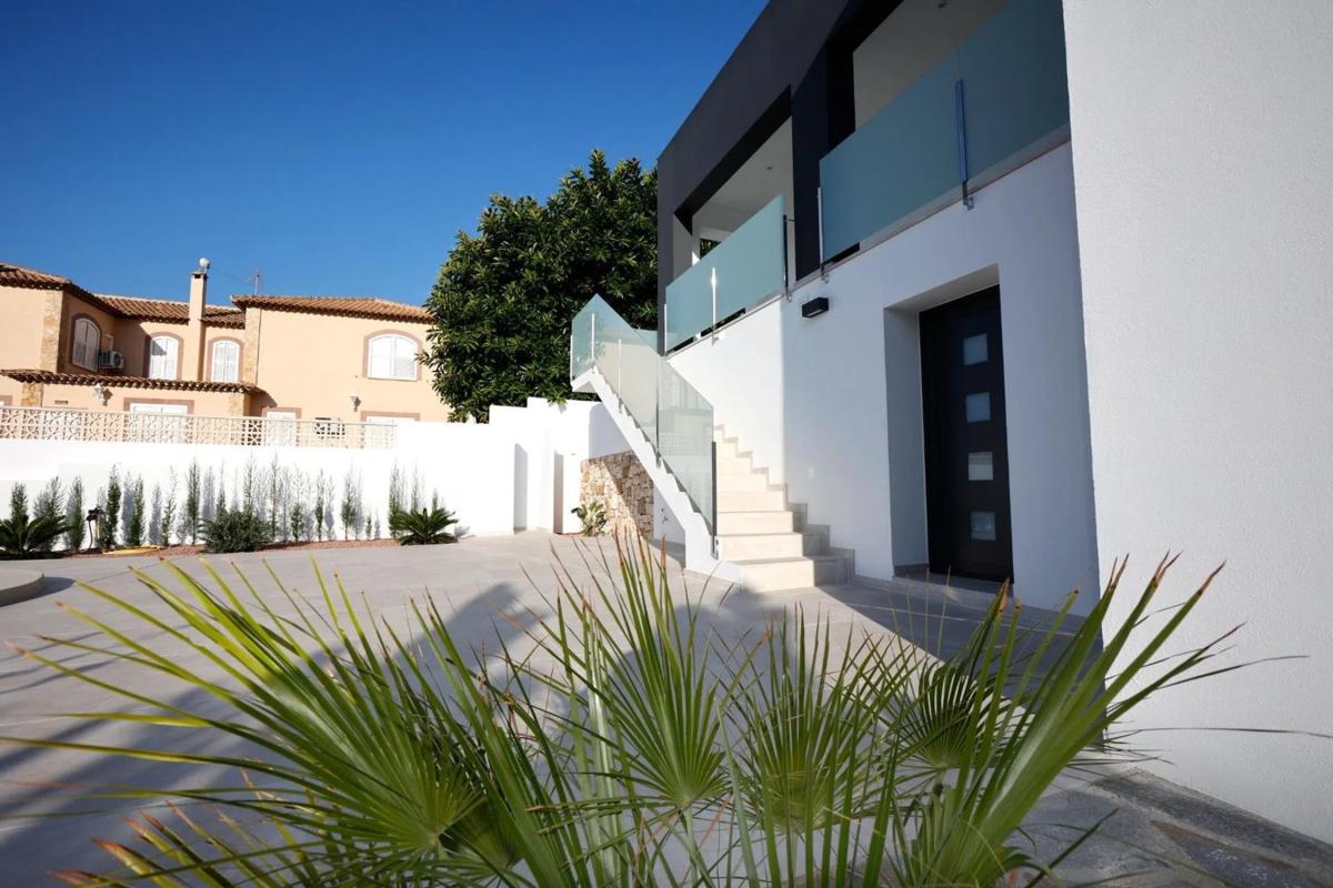 Sale of independent chalet in Cometa-Carrió, Calpe
photo 4
