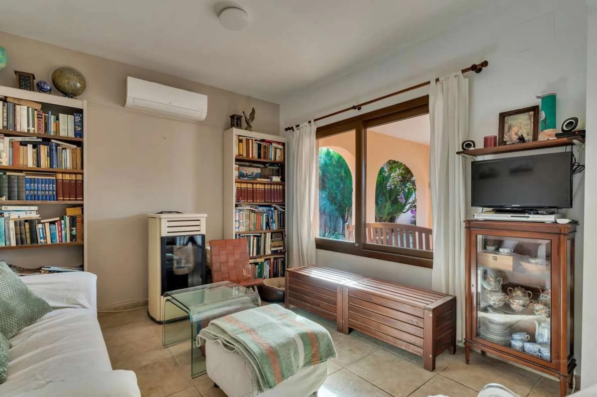 Sale of townhouse in Cometa-Carrió , Calpe photo 4