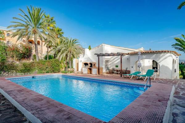 Chalet independiente en venta en maryvilla, Calpe
photo 1