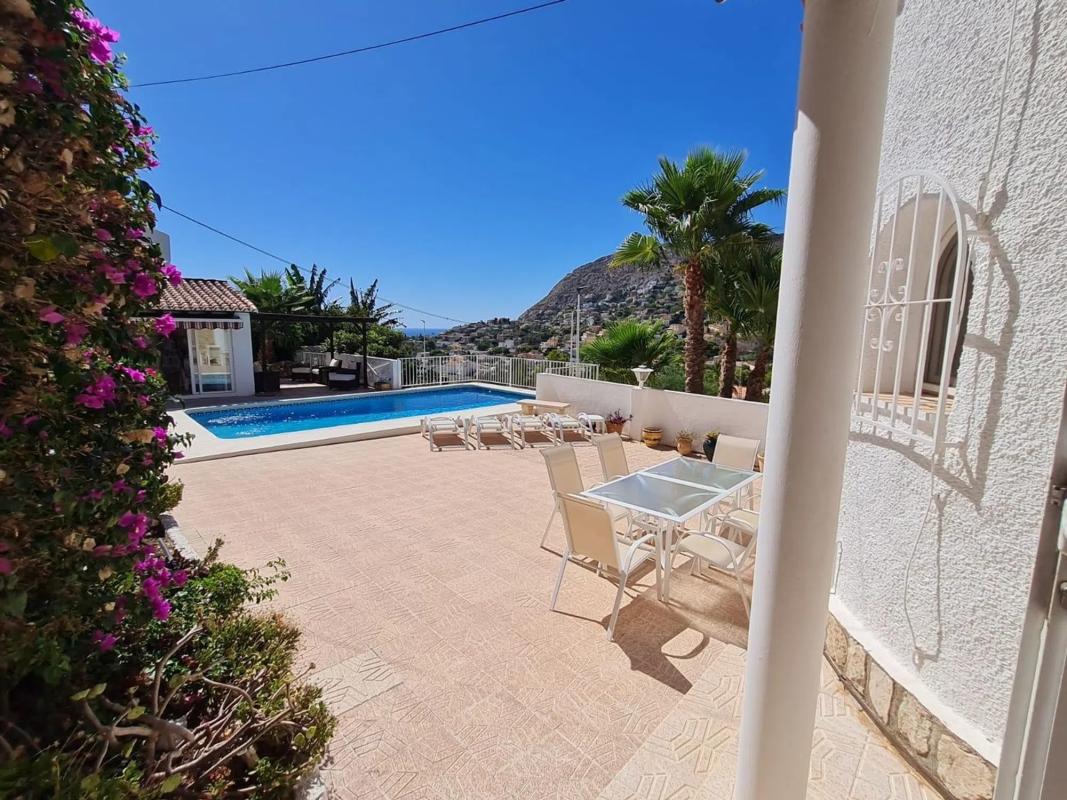 Sale of independent chalet in Canuta, Calpe
photo 2