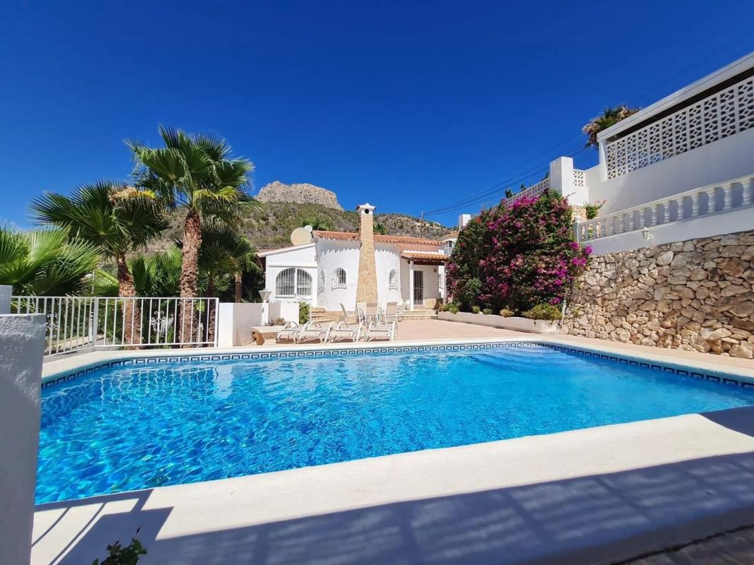 Sale of independent chalet in Canuta, Calpe
photo 5