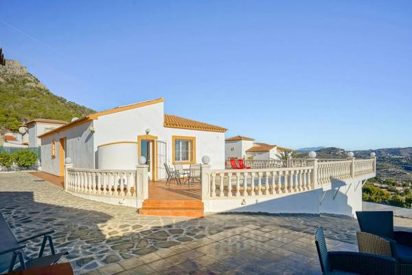 Independent chalet for sale in Canuta, Calpe
 photo 2
