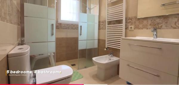Chalet wolnostojący na sprzedaż w  Cometa-Carrió, Kalpe photo 3