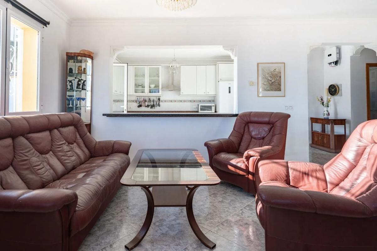 Продажа отдельного шале в Oltamar-Cucarres, Кальпе photo 3
