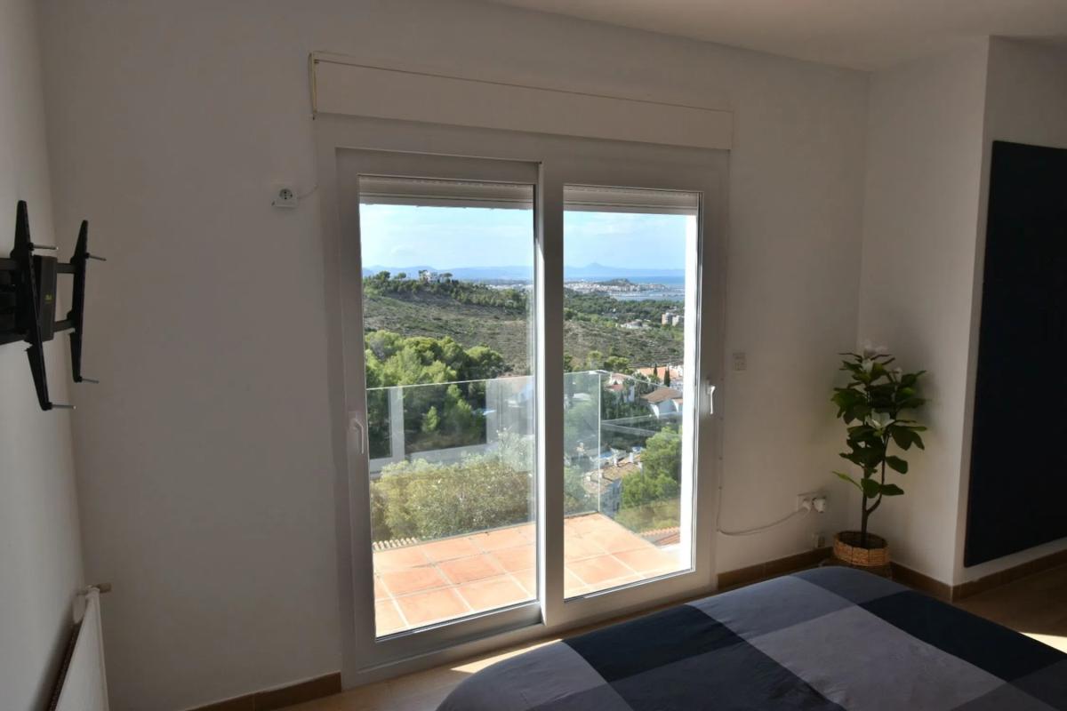 Venta de chalet independiente en Les Rotes/Las Rotas, Denia
photo 2