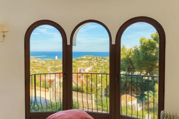 Chalet independiente en venta en El Montgó, Denia
 photo 1