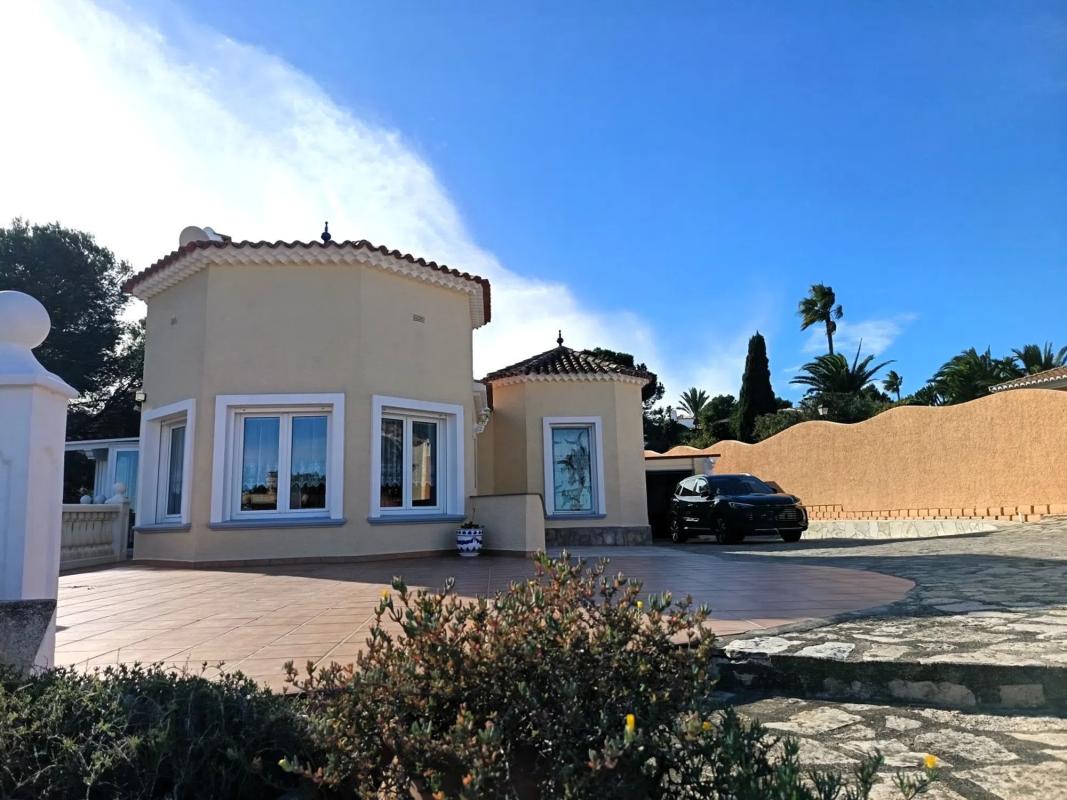 Продажа отдельного шале в Calle de Melicertes, Дения photo 5