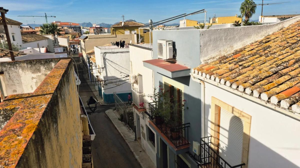 Sprzedaż niezależnego domku jednorodzinnego w  Centro Urbano, Dénia photo 2