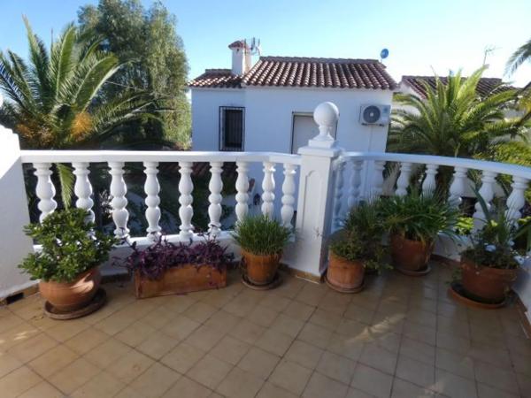 Chalet pareado en calle de Venus, 27 thumbnail 1