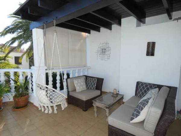 Chalet pareado en calle de Venus, 27 thumbnail 2