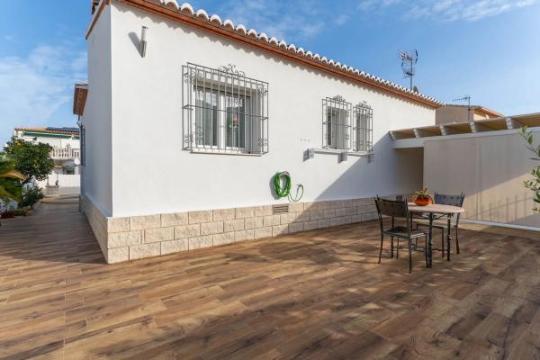 Chalet independiente en venta en El Montgó, Denia
 photo 3