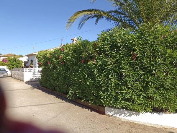Independent chalet for sale in Calle Deneb, 16, Denia
thumbnail 1