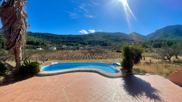 Chalet independiente en venta en Jalón, Jalón
 photo 3