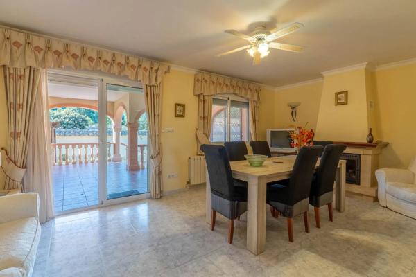 Chalet independiente en venta en Jalón, Jalón
 photo 3