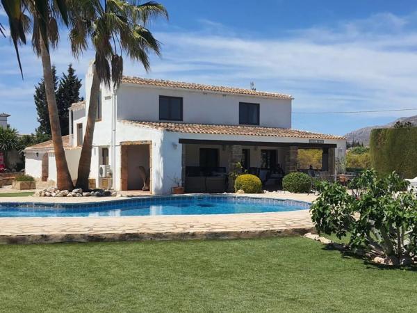 Independent chalet for sale in Centro Ciudad, Jávea/Xàbia
 photo 3