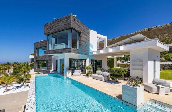 Chalet wolnostojący na sprzedaż w  Cap Martí - Pinomar, Jávea/Xàbia photo 1