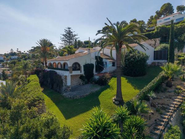 Chalet wolnostojący na sprzedaż w Cap Martí - Pinomar, Jávea/Xàbia thumbnail 2