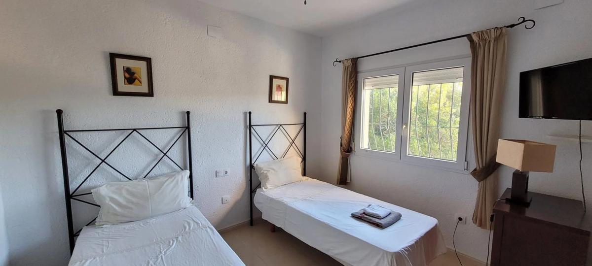 Venta de chalet independiente en Calle de Mirabarques, 35, Pedreguer
photo 5