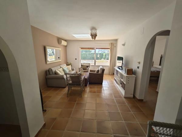 Apartment for sale in  Zona l'Olla, Altea photo 3