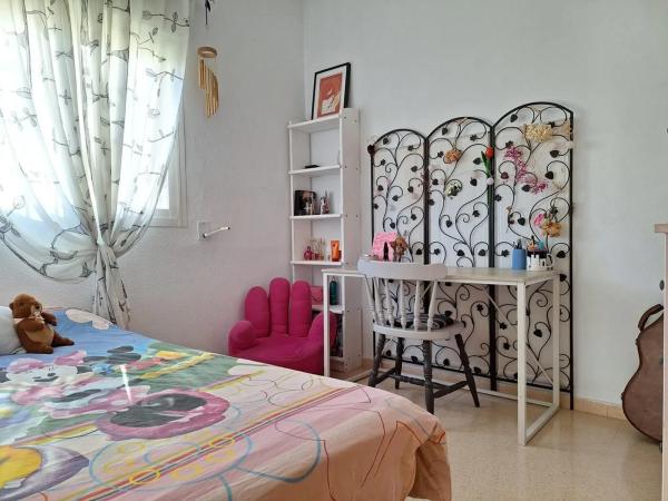 Venta de piso en Via Emilio Ortuño, Benidorm
photo 1