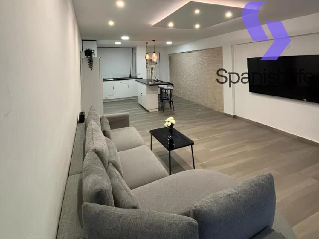 Продажа квартиры на Avenida Rei Jaume I, Бенидорм
photo 1