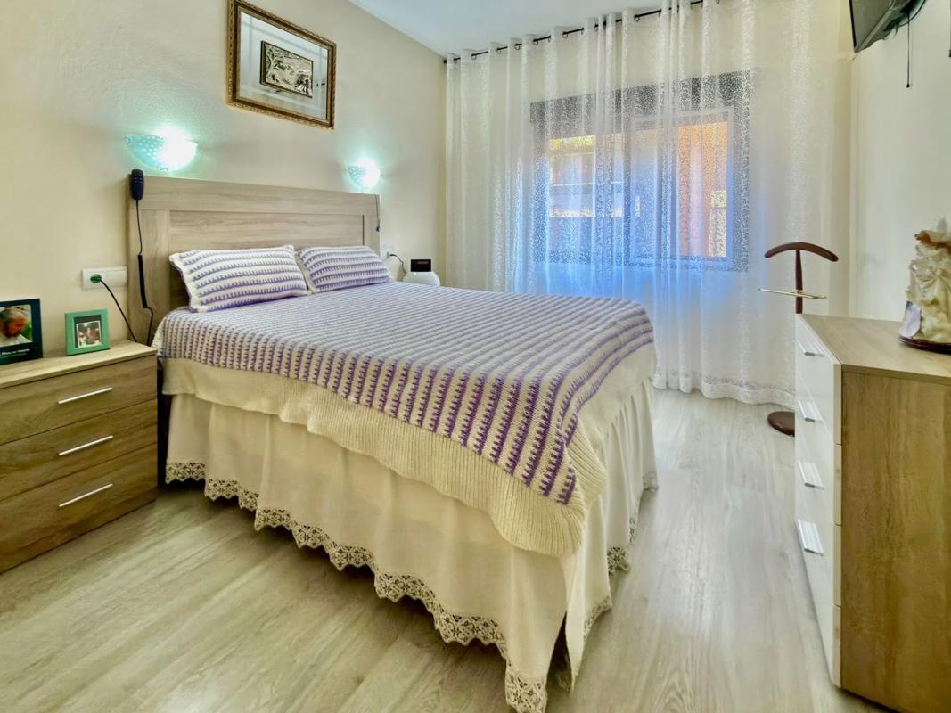 Продажа квартиры на Calle Apolo XI, Бенидорм
photo 2
