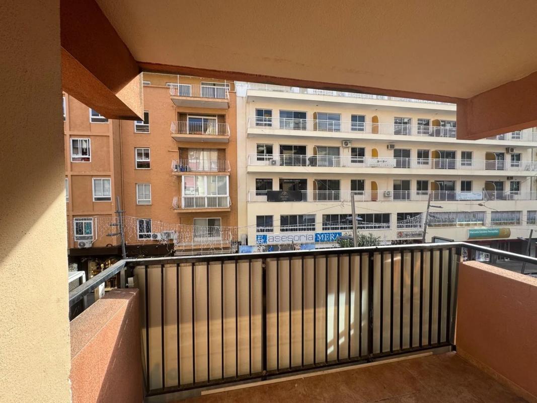 Sale of apartment in Calle Gambo, 7, Benidorm
photo 1