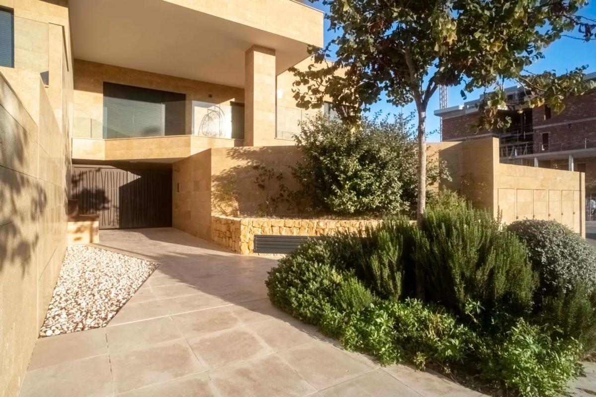 Venta de duplex en Calle Edeta, La Villajoyosa / Vila Joiosa photo 2