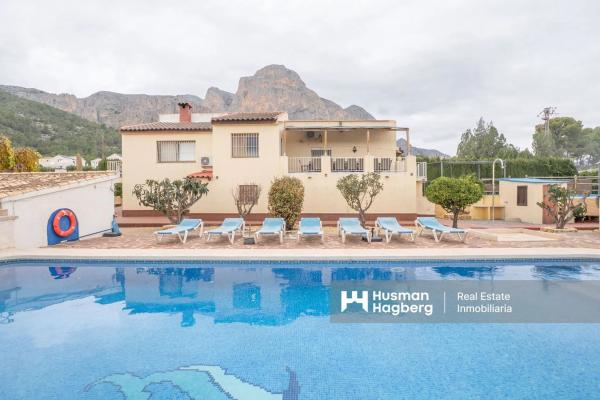 Chalet independiente en venta en Calle la Solana, Polop
photo 1